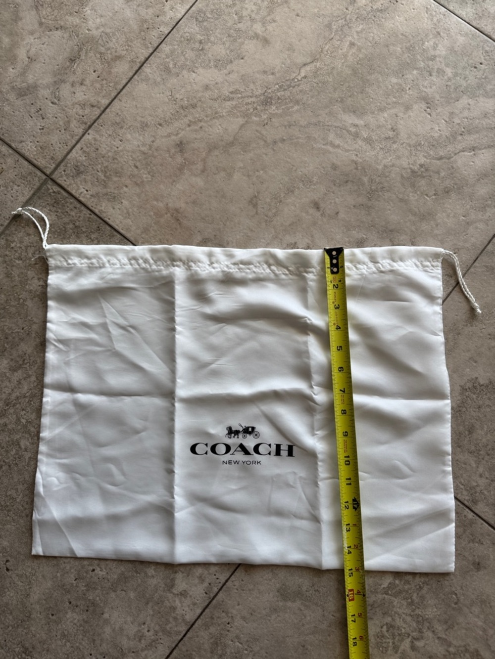 Coach purse with dust bag - Picture 11 of 15
